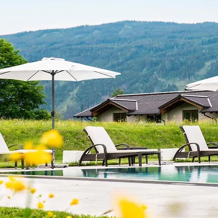 아파트 Alluring In Hoeggen Near Slopes With Sauna